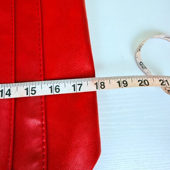 Vegan Leather Tote Bag – Magnetic Snap, Front Pocket & Interior Zip - Picture 9 of 9